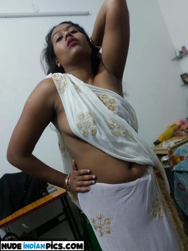 Chennai Behen Priyanka Nude Sex Selfies