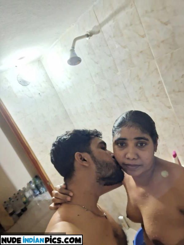 Deshi Sizzling Romance Indin Girl Sex Photo