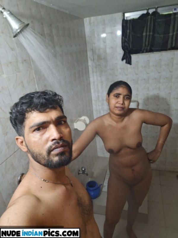 Deshi Sizzling Romance Naked Bengali Woman