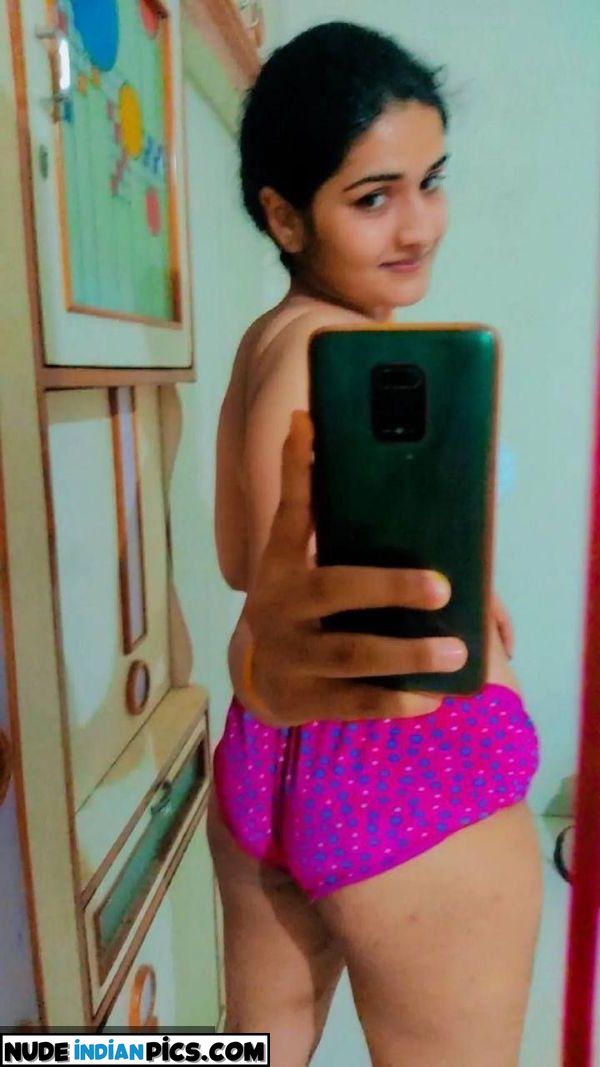 Desi Gudiya Aarti Indianudes