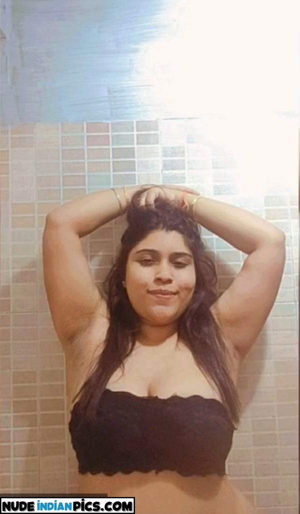 Desi Sultry Priya Big Ass Selfies Nude