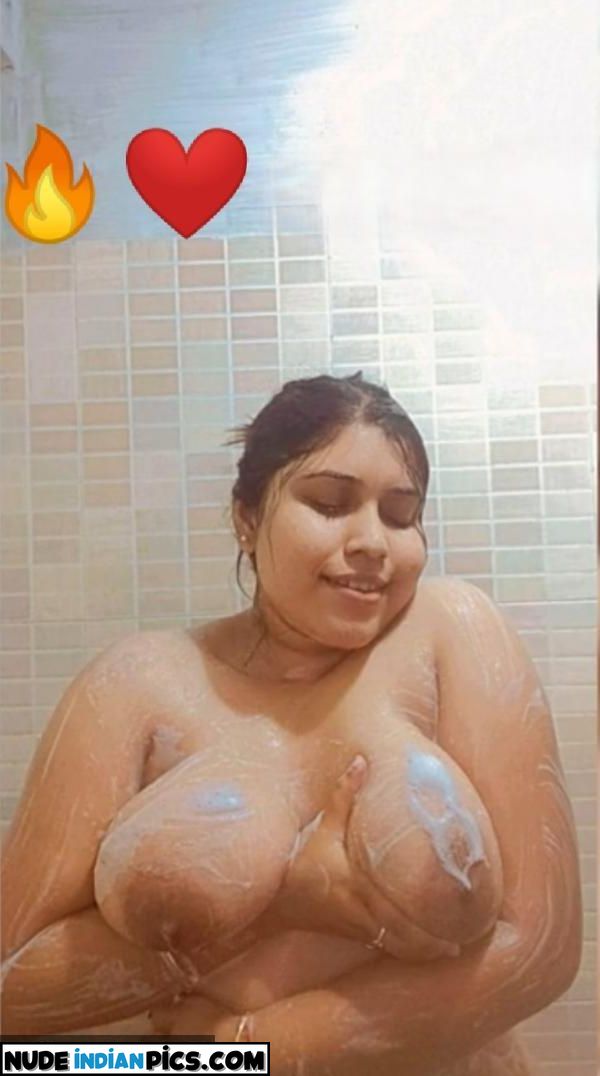 Desi Sultry Priya Pornphoto
