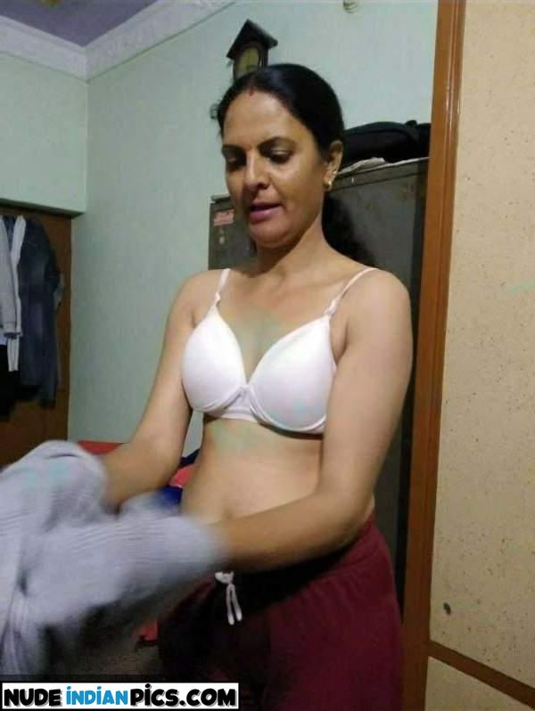 Desi Task Wala Indian Blwjob