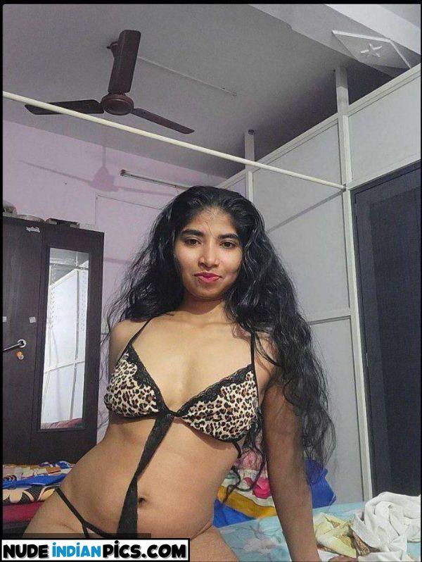 Desi Vamps Indian Selfy Collection