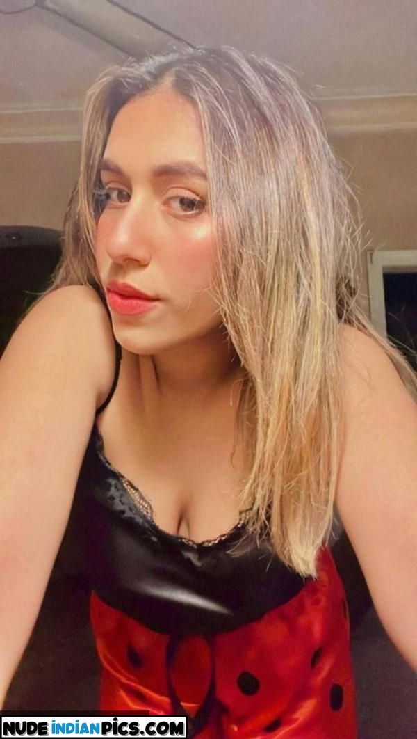 Dilnasheen Kaur Big Indian Model Porn Pics