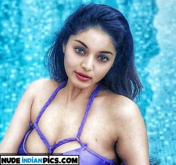 Duniyaa Ki Sabse Desipapa Aunty