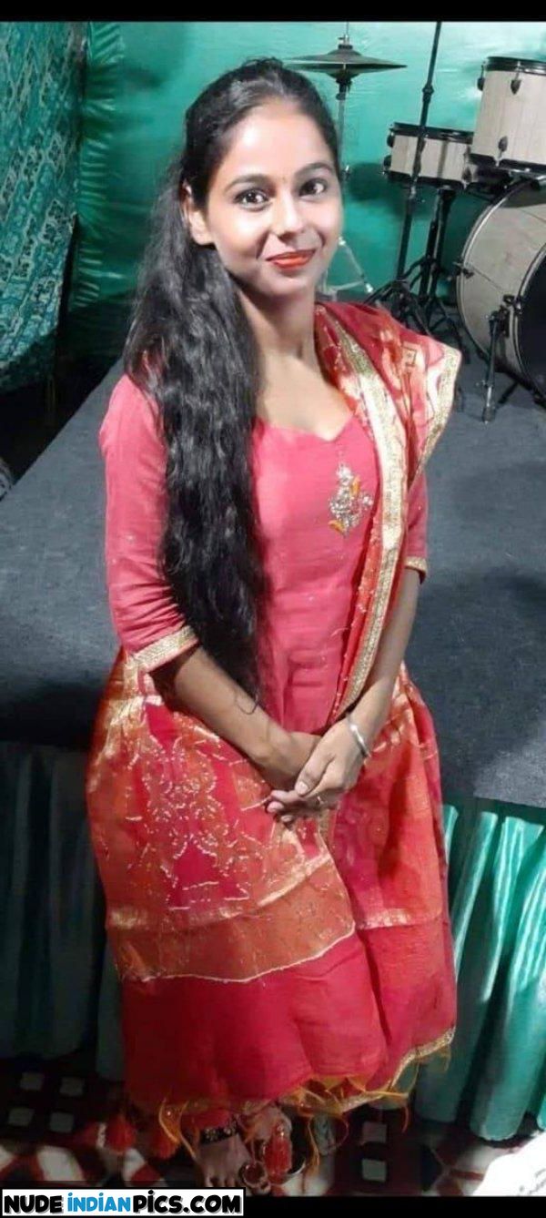 Garam Indian Nangi Boobs Pic Nude