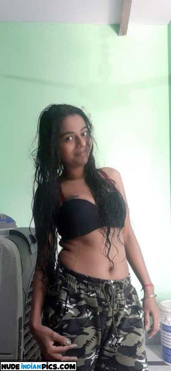 Garam Indian Nangi Girls That Send Nudes On Snap