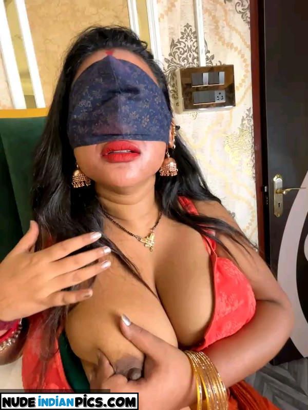 Hindi Moti Chuchi Hot Baddies Nude