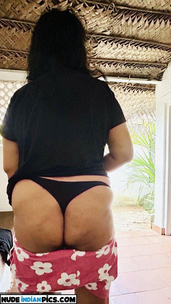 Hot Bengali Boudi Real Nude Photos