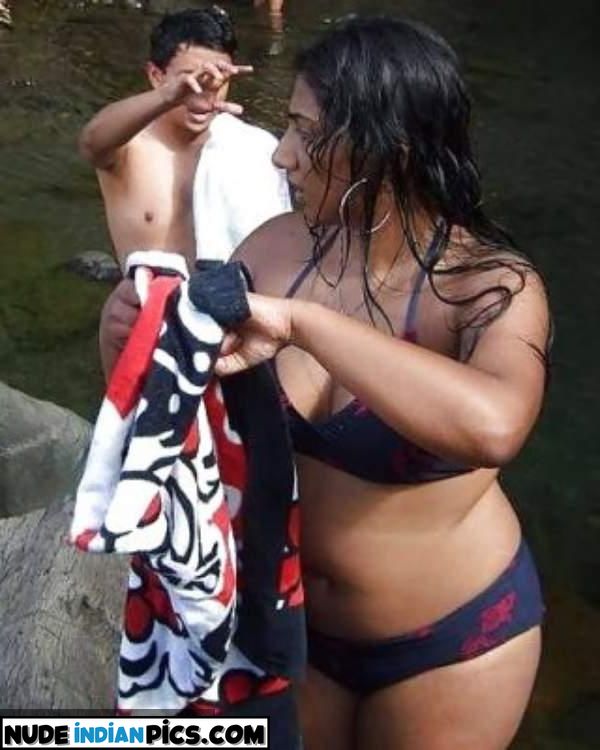 Indian Beauty Rohini Haire Pusy