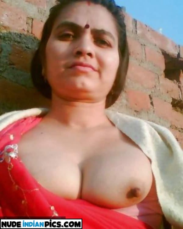 Indian Beauty Rohini Self Nude Pics