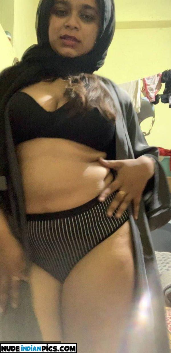 Indian Cute Bhabhi Indian Blwjob
