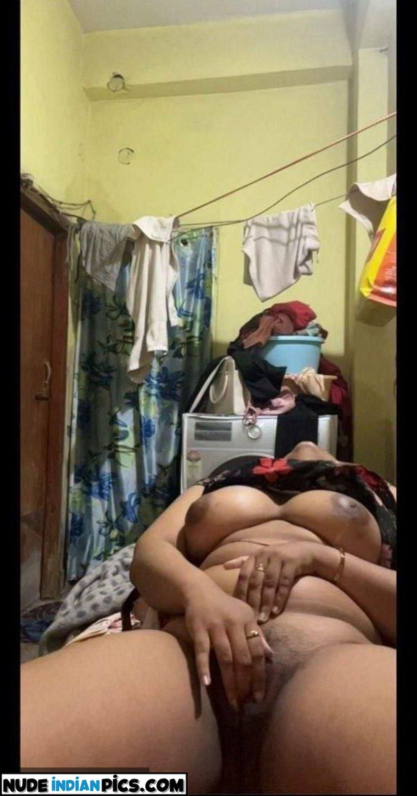Indian Cute Bhabhi Naked Teens Pics