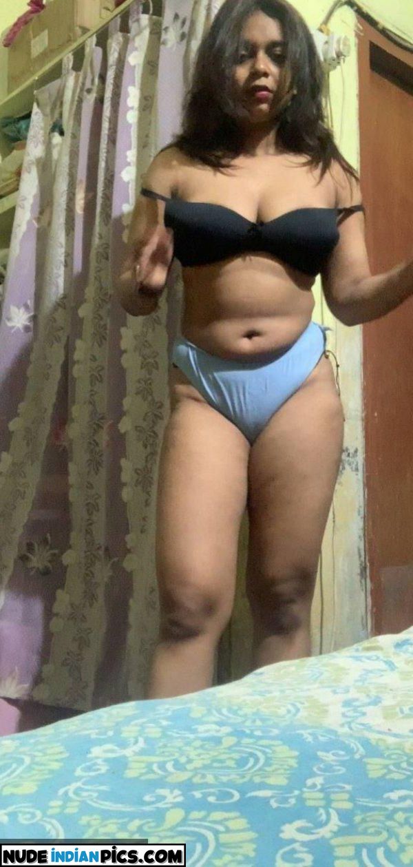Indian Cute Bhabhi Sex On Pics
