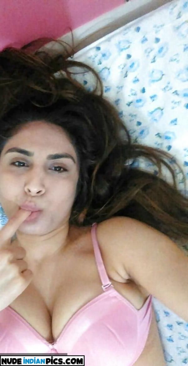 Indian Nude Bhabhi Pakistan Porn Pics