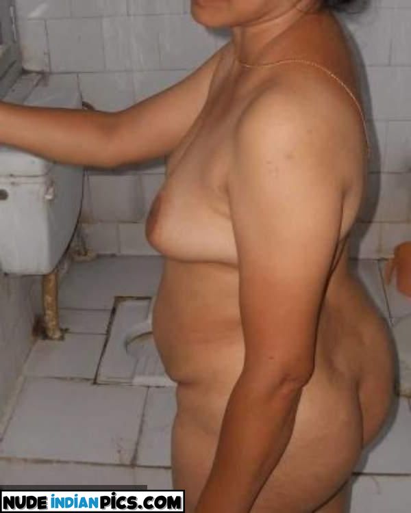 Jalwaali Busty Chachi Desipapa Hot
