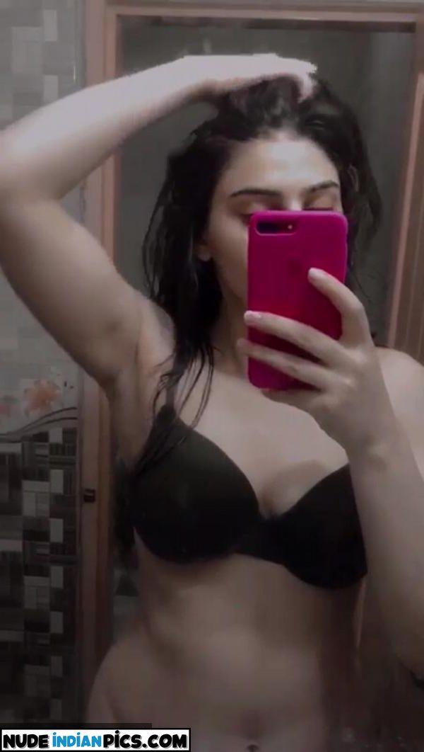 Jawani Wali Desi Hot Nide Women