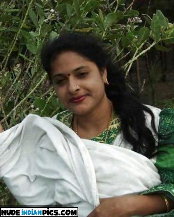 Kamukh Moti Bhabhi Bur Ki Foto