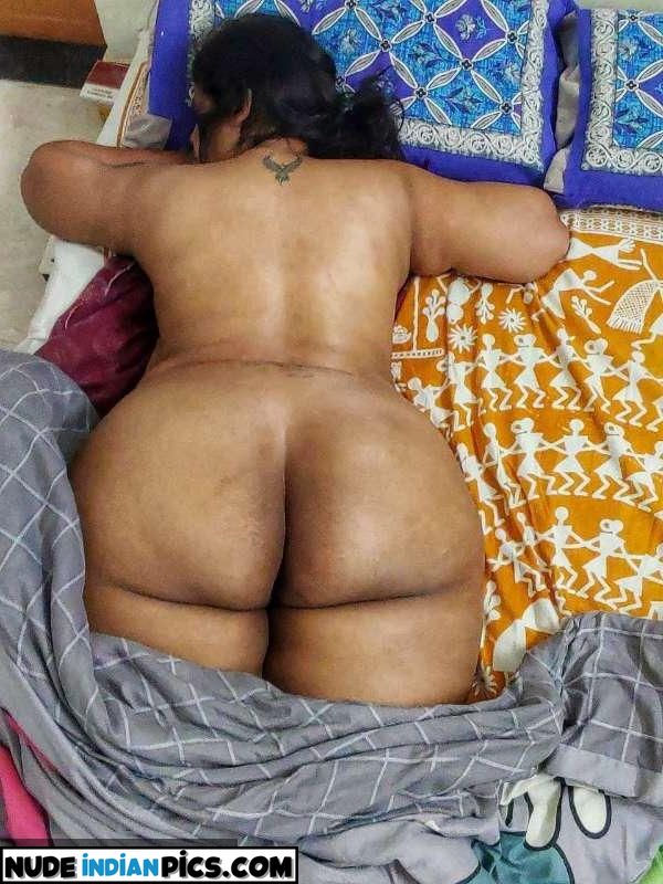 Kavita Bhabhis Indian Mature Women Nude Selfies