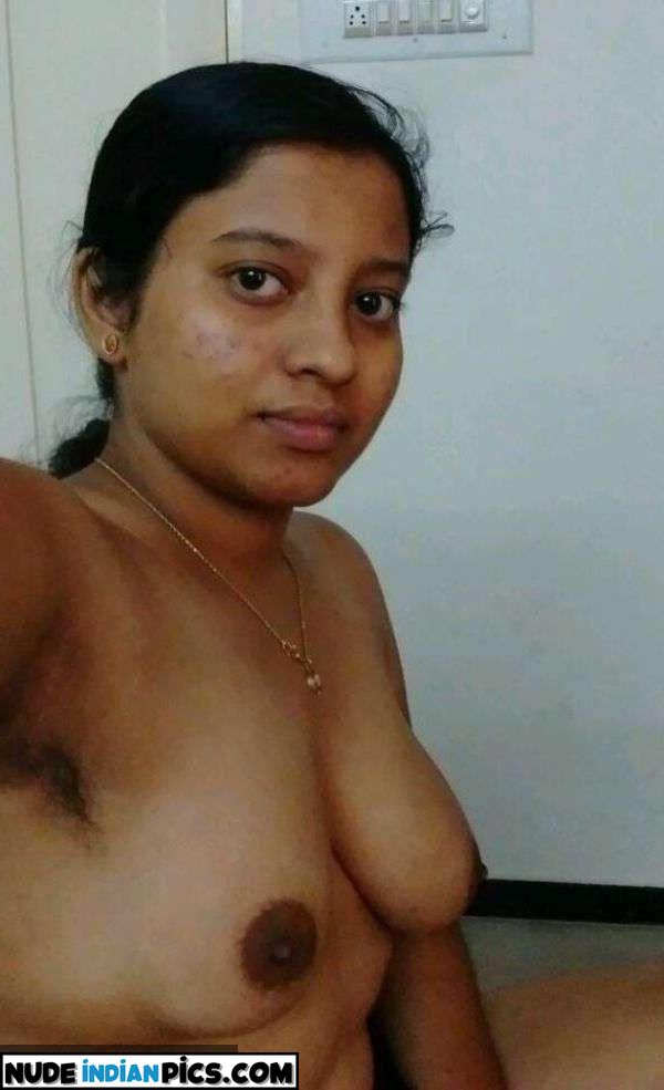 Kavita Bhabhis Indian Porn Pics Selfie
