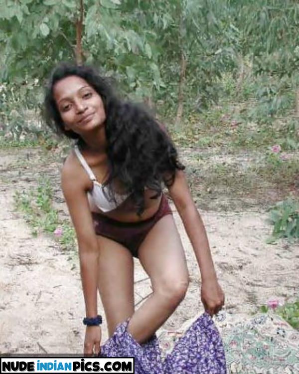 Kavya Chopras Desi Bhabhi Nude Photo