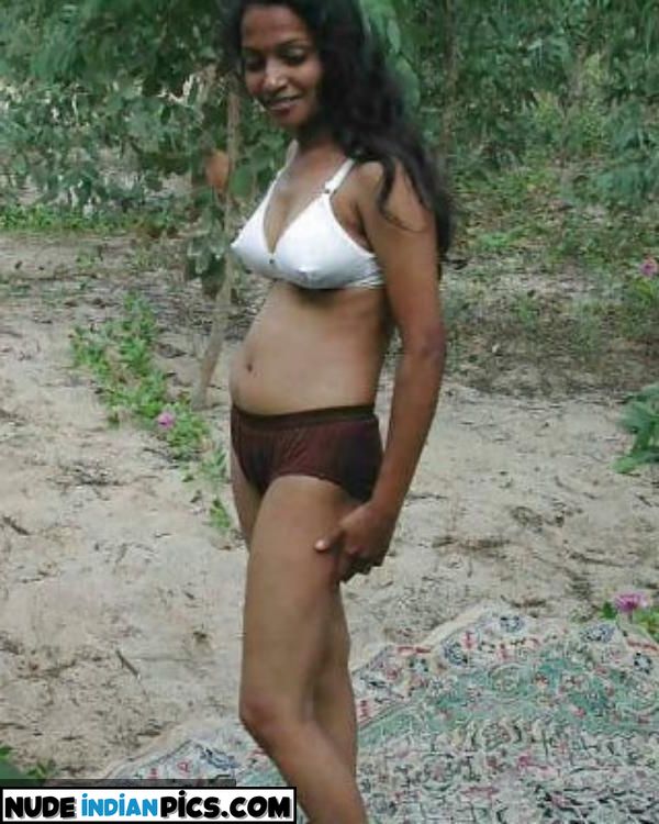 Kavya Chopras Desi Desi Nude Images