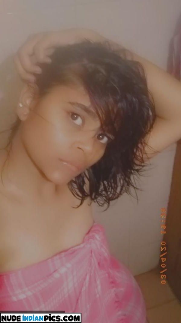 Kavya Sharmas Sizzling Auntys Sex Photo