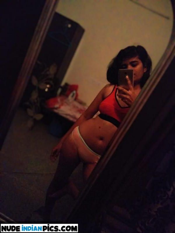 Kavya Sharmas Sizzling Free Pics Beautiful Nude Women