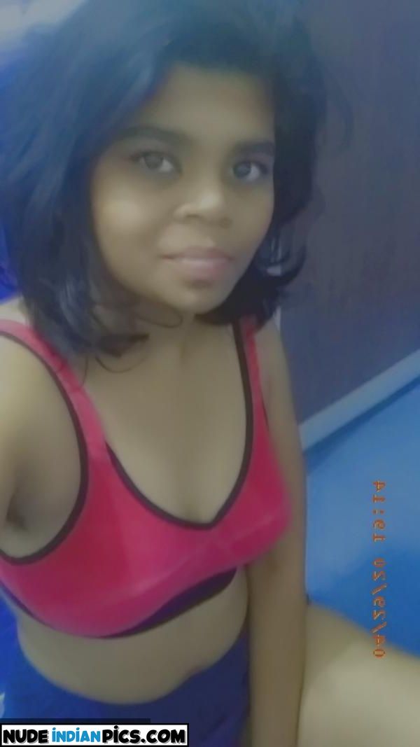 Kavya Sharmas Sizzling Hot Aunty Hot Boobs