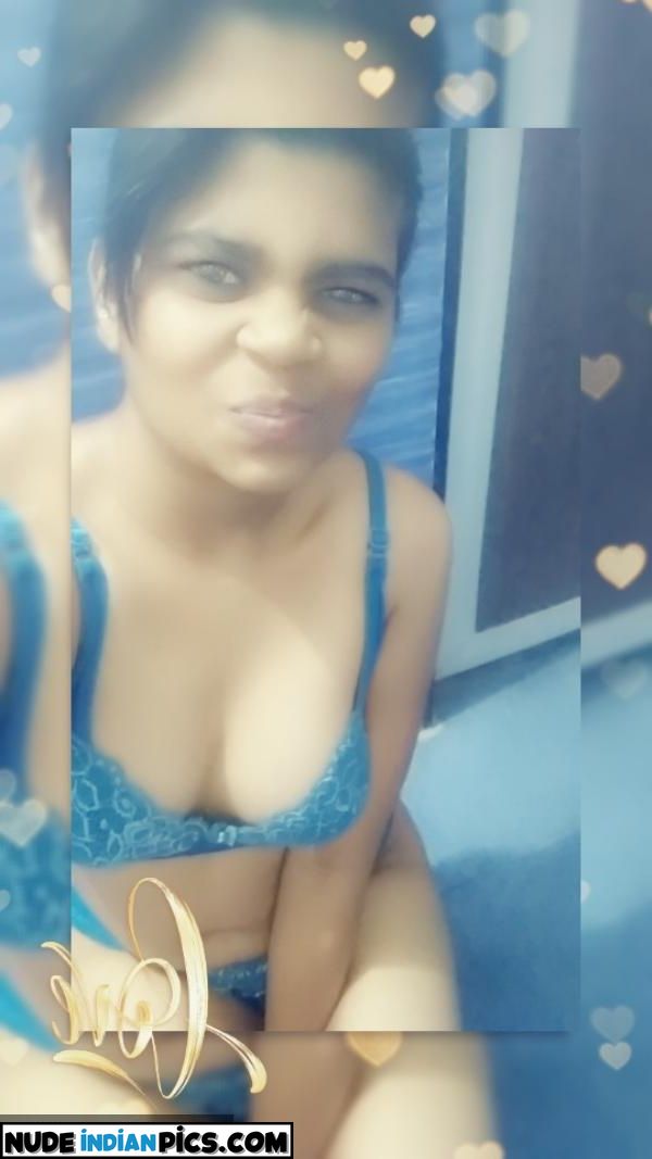 Kavya Sharmas Sizzling India Girl Nude Photo