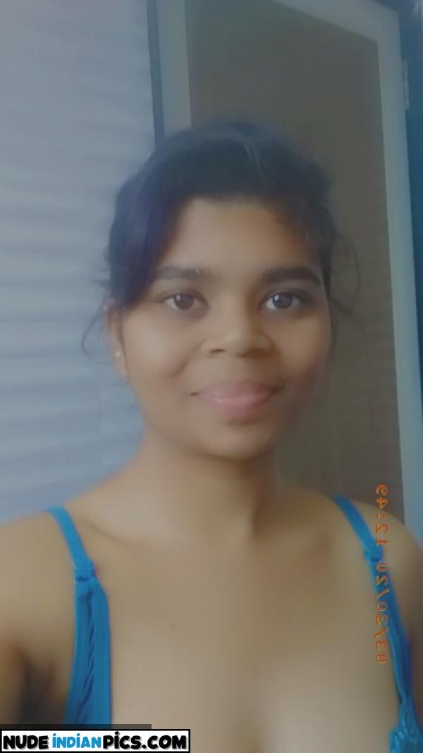 Kavya Sharmas Sizzling Indian Chut Pic