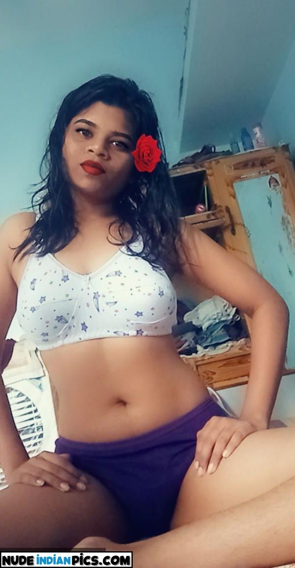 Kavya Sharmas Sizzling Leaked Gf Nude Pics