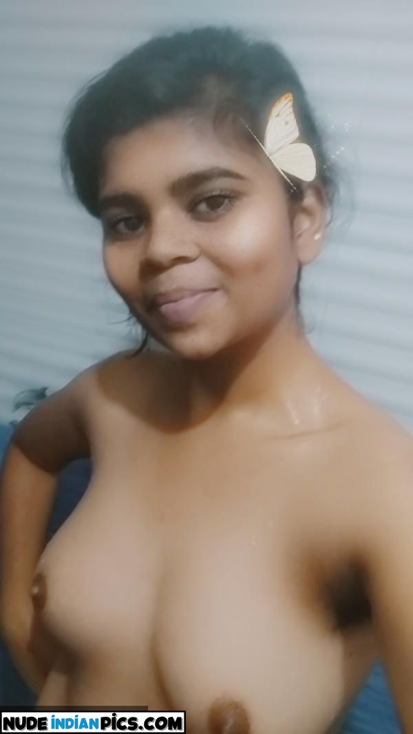 Kavya Sharmas Sizzling Nangi Photu