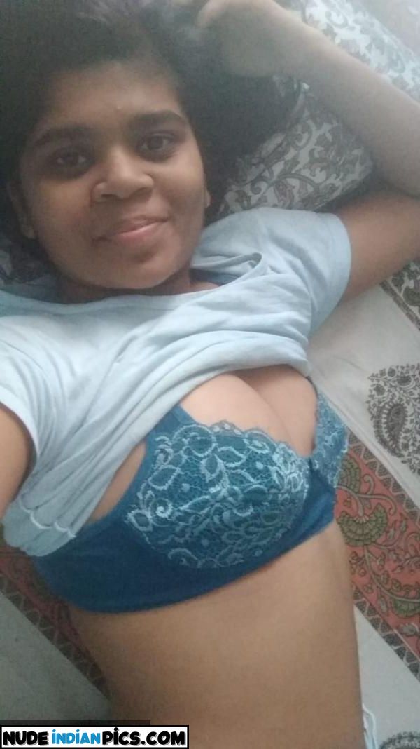 Kavya Sharmas Sizzling Nude Boudi