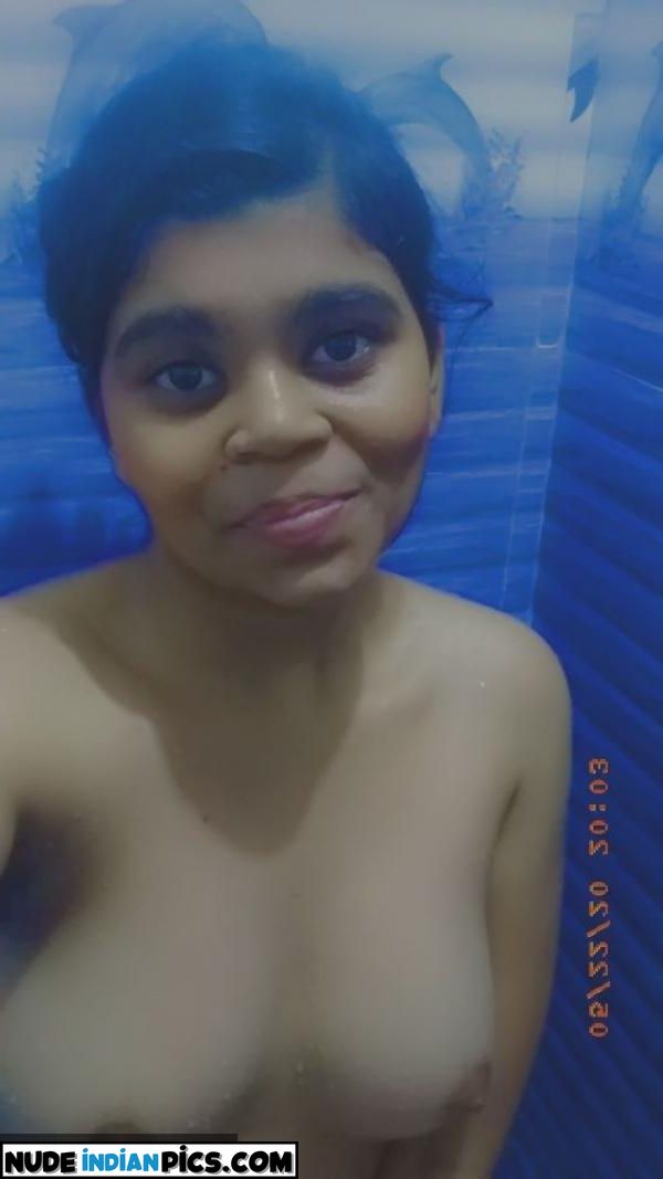 Kavya Sharmas Sizzling Nude Indian Girls Pics