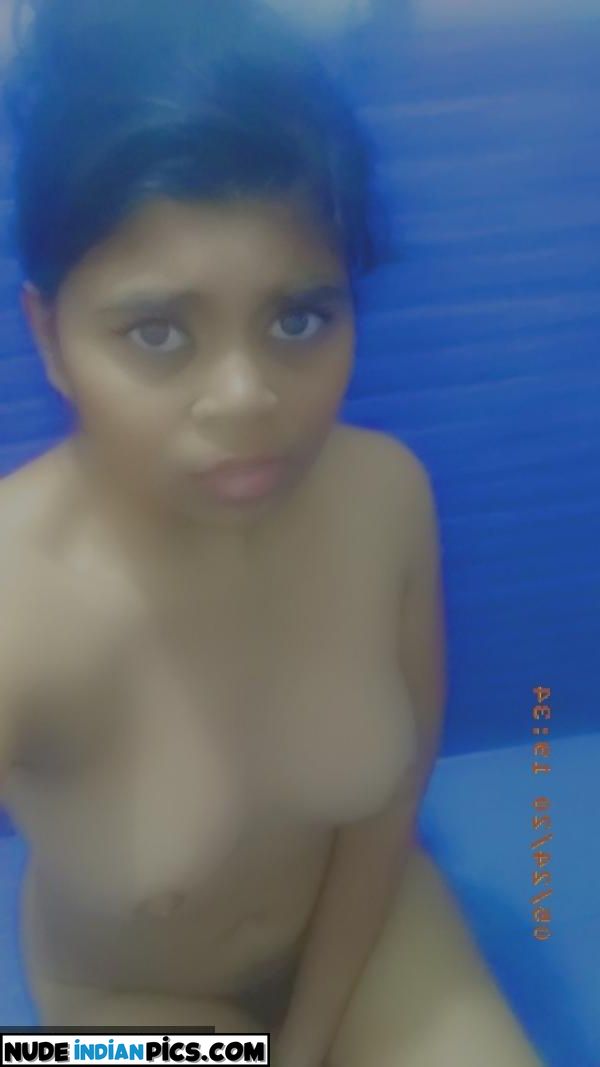 Kavya Sharmas Sizzling Tamil Porn Photos