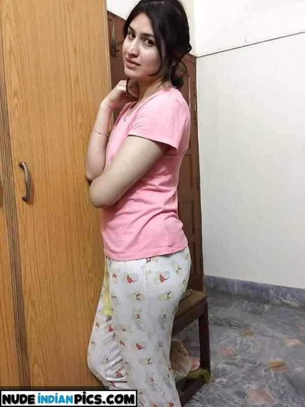 Khushboo Mehreens Leaked Desi Bhabhi Naked Photo