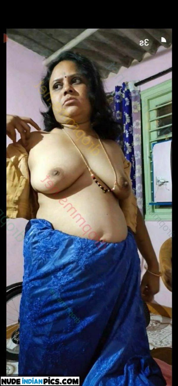 Kiran Kaurs Desi Housewife Nude Selfie