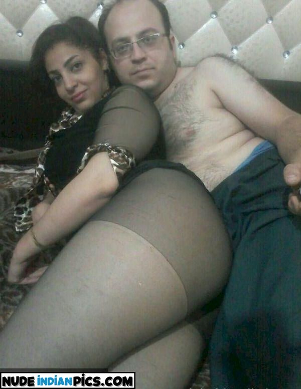 Kirtis Bhabhi And Beautiful Nude Women Boobs