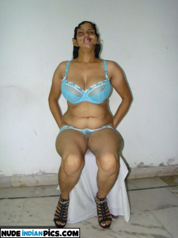 Maharashtra Aunty Ke Couples Standing Naked