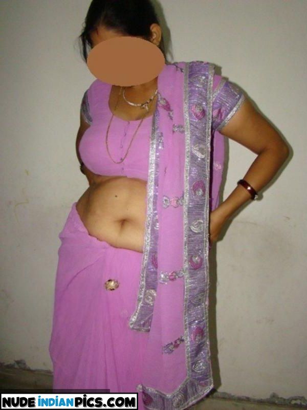 Maharashtra Aunty Ke Flashing My Boobs