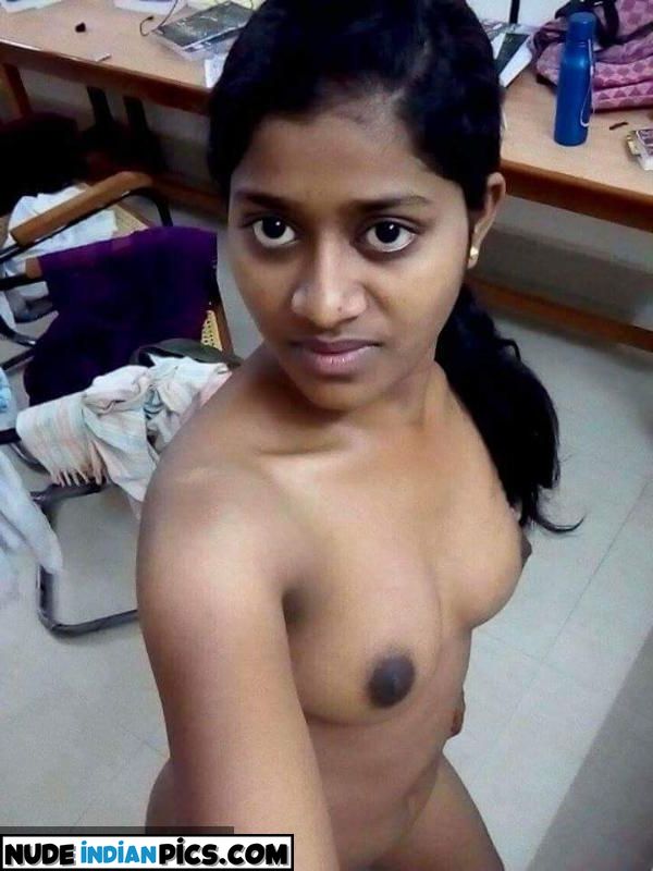 Mallu Bahu Riya Hairy Indian Nude
