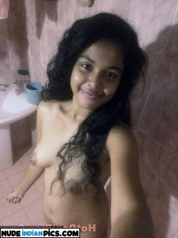 Mallu Bold Bhabhi Indian Pusy Image