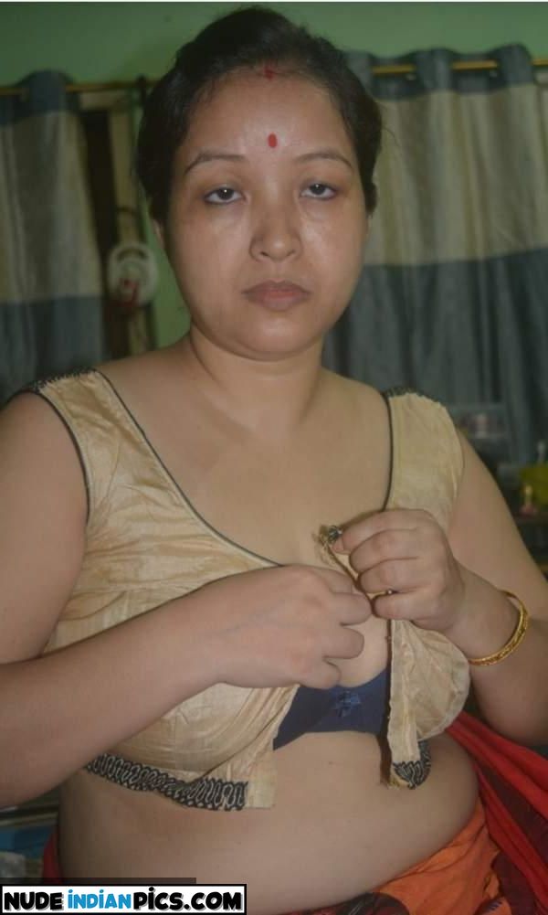Manipuri Mausis Sensual Aunty Sex Pics
