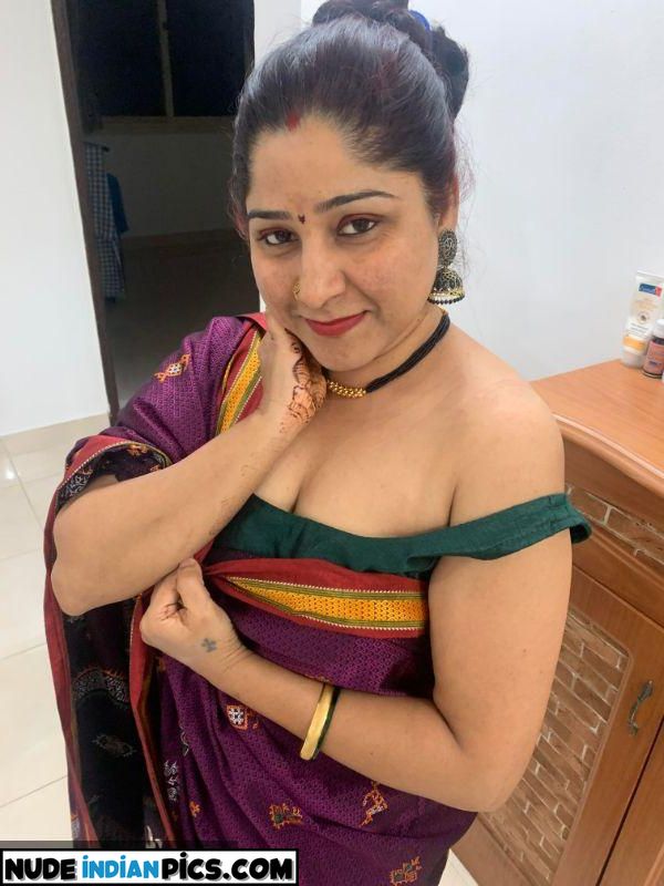 Marathi Aunty Anushkas Indian Sex Images