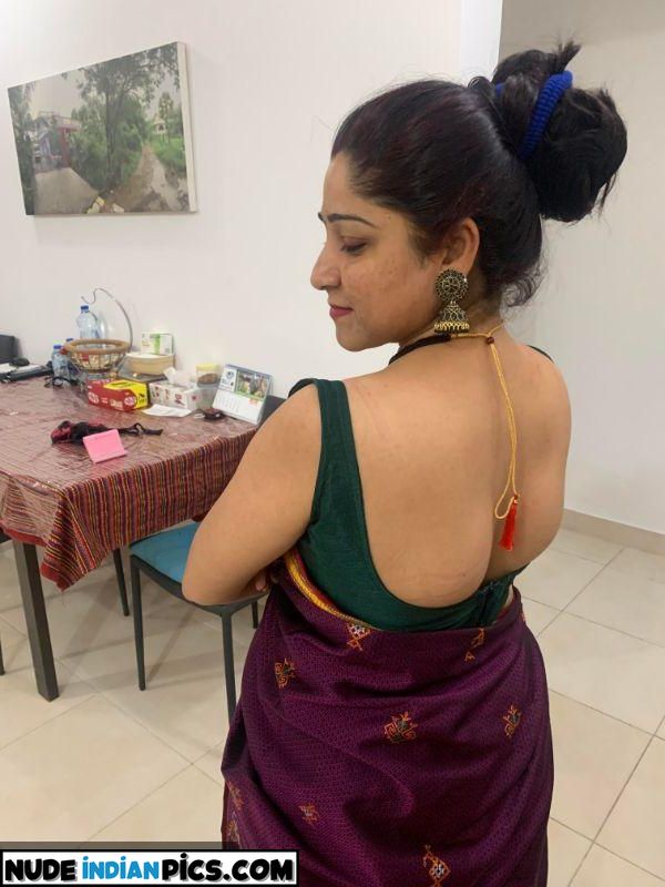 Marathi Aunty Anushkas Nudified Pics