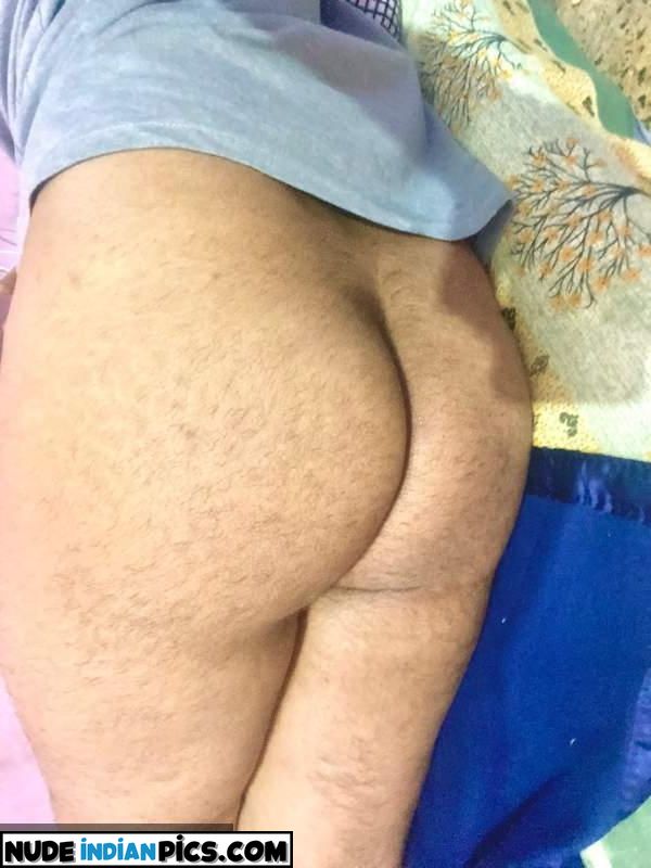 Marathi Mulgiyaan Bold Desi Nude Girls Pic
