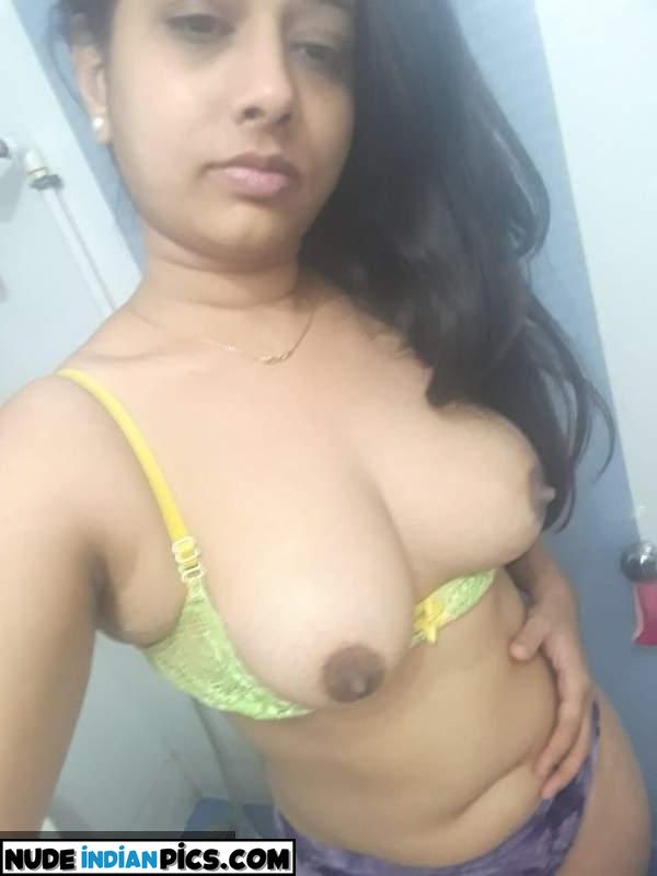 Marathi Mulgiyaan Bold Sex Nude Aunties
