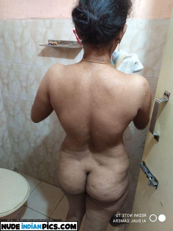 Masaledaar Malayali Sultry Nude Nude Boobs